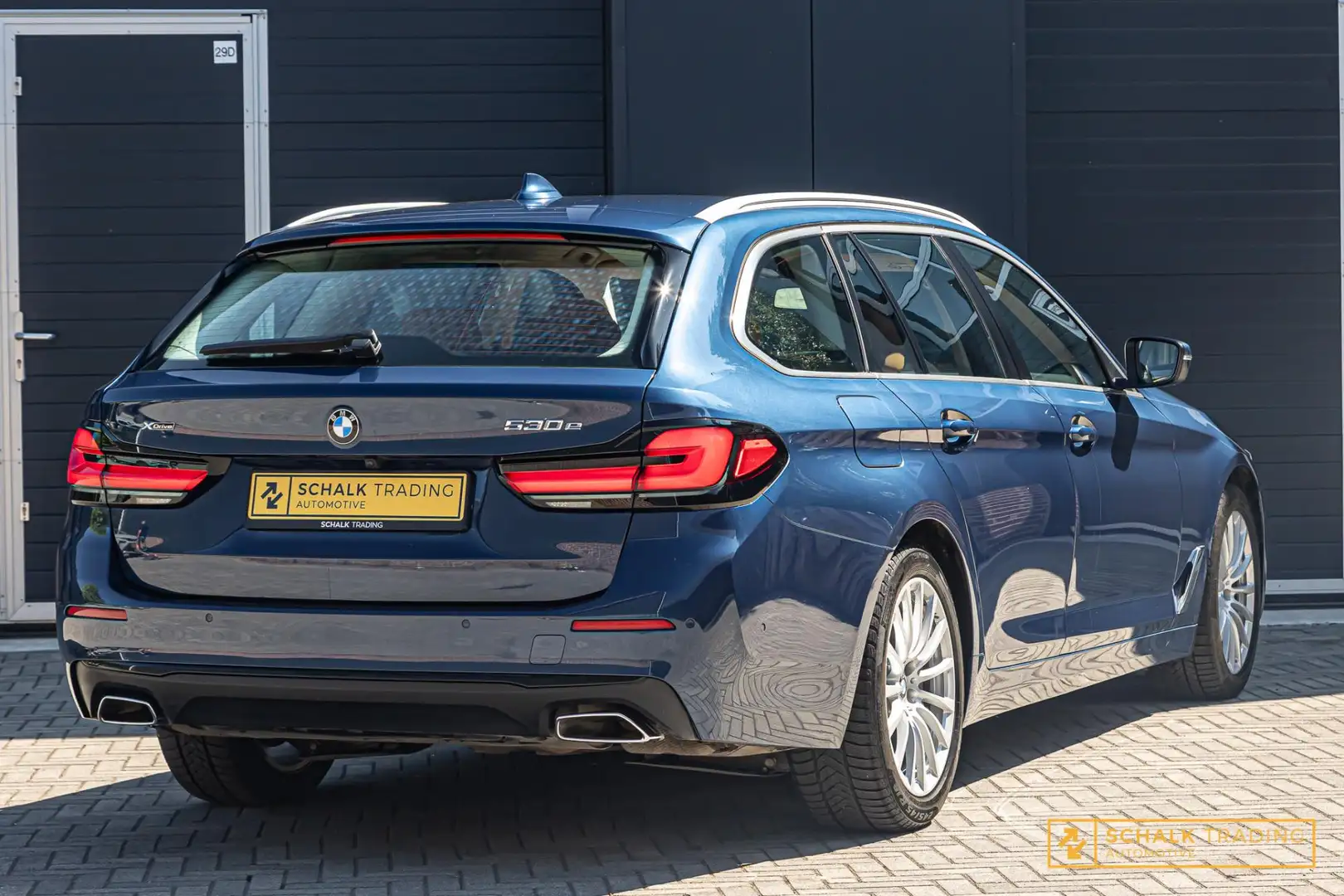 BMW 530 5-serie Touring 530e xDrive High Executive|Camera| Blauw - 2