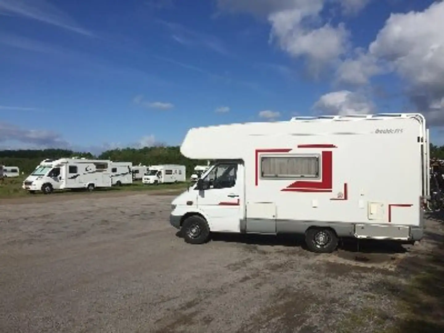 Mercedes-Benz Sprinter Wohnmobil Dethleffs Globeline Wit - 2