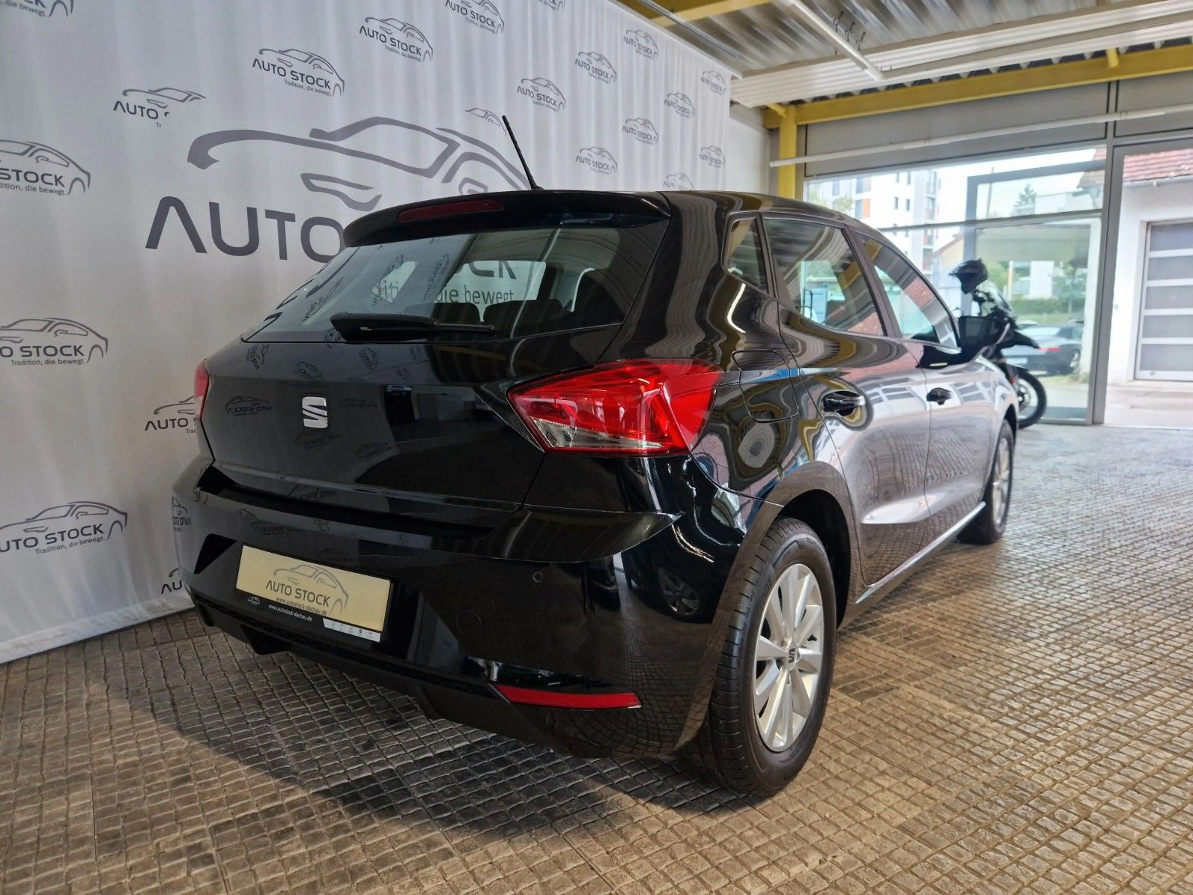 SEAT Ibiza 1.0 TGI Style Klima Sitzheizung PDC Tempom — photo 5