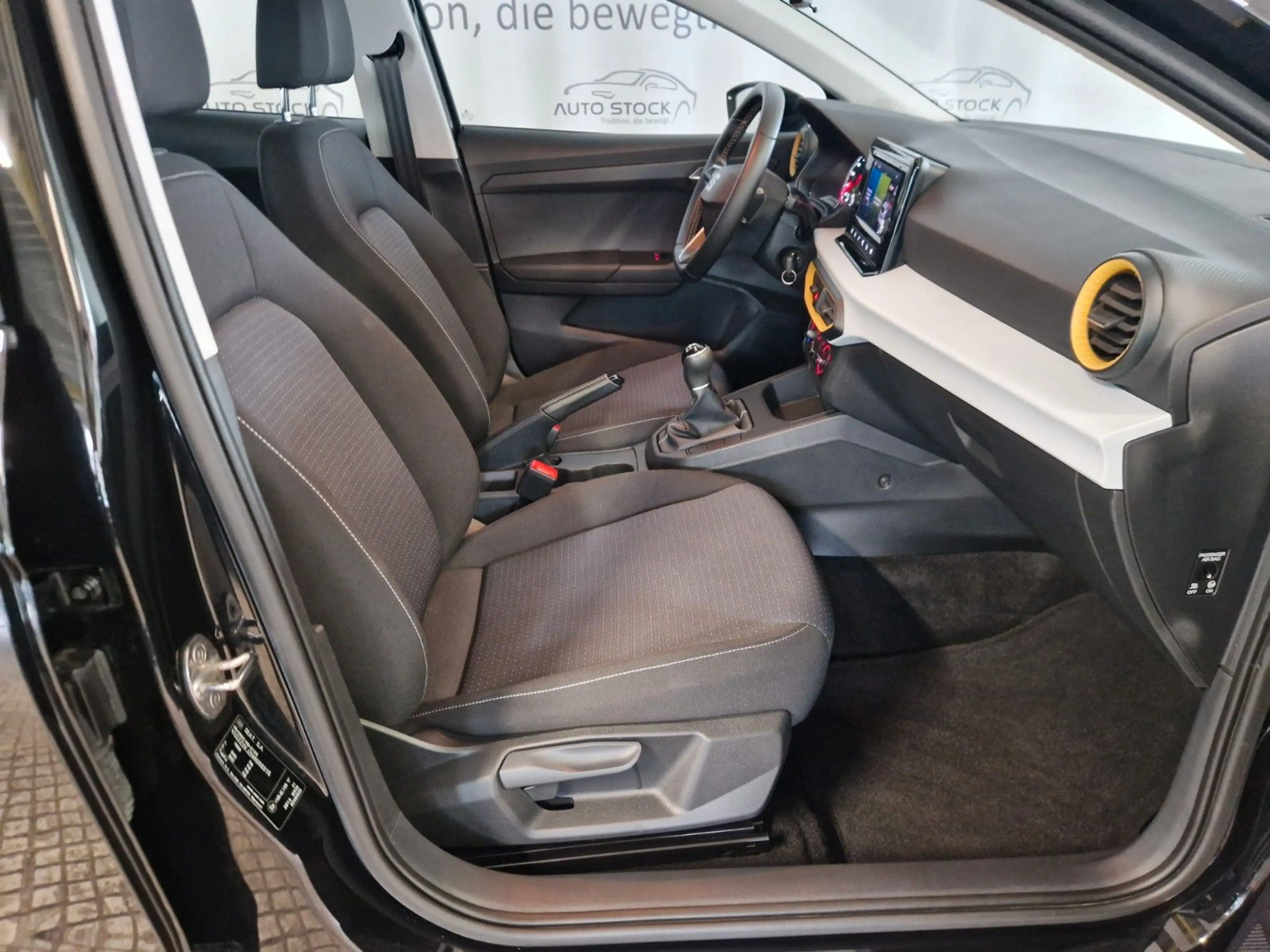 SEAT Ibiza 1.0 TGI Style Klima Sitzheizung PDC Tempom — photo 15