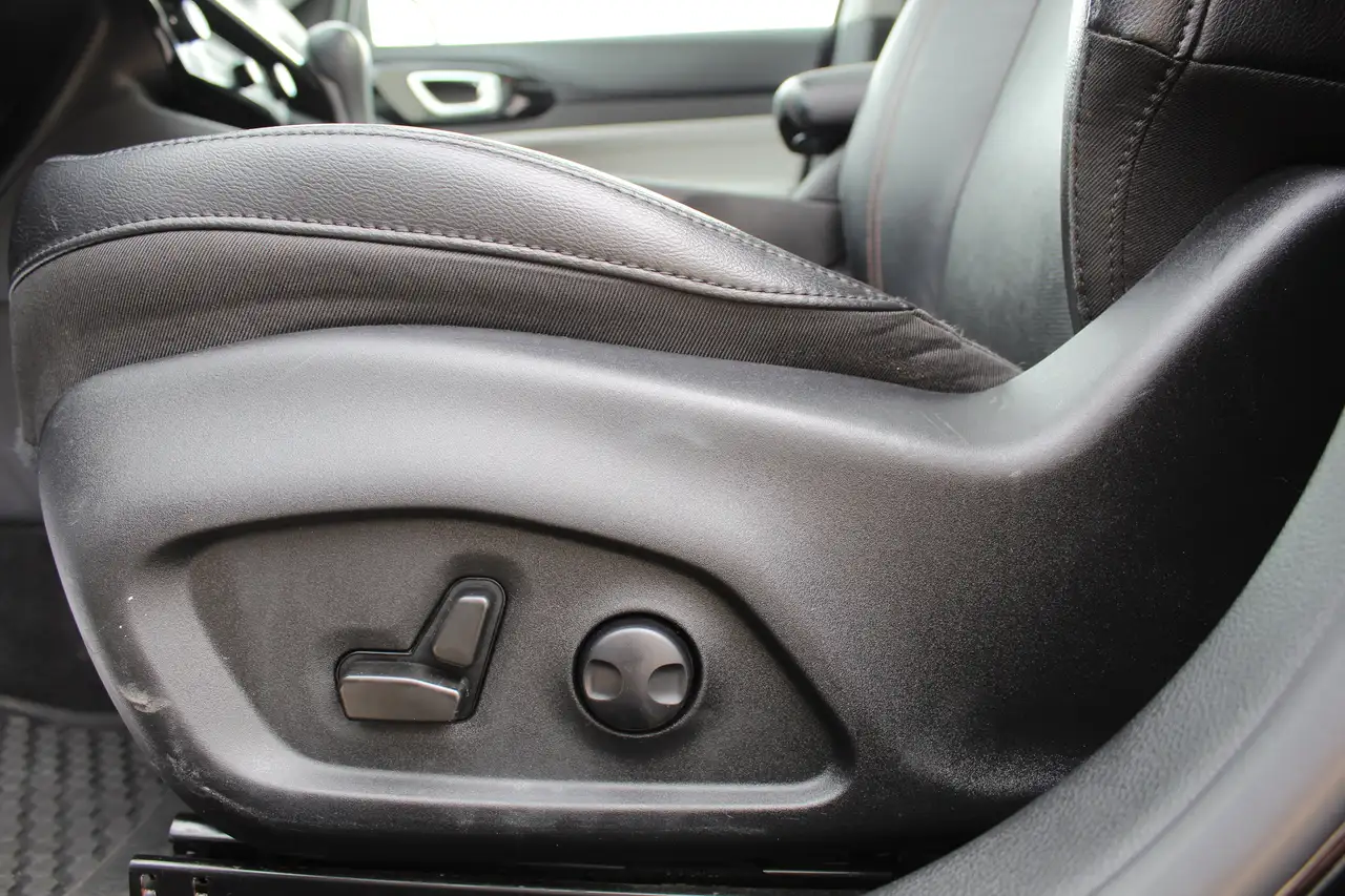 Jeep Compass снимка Jeep Compass