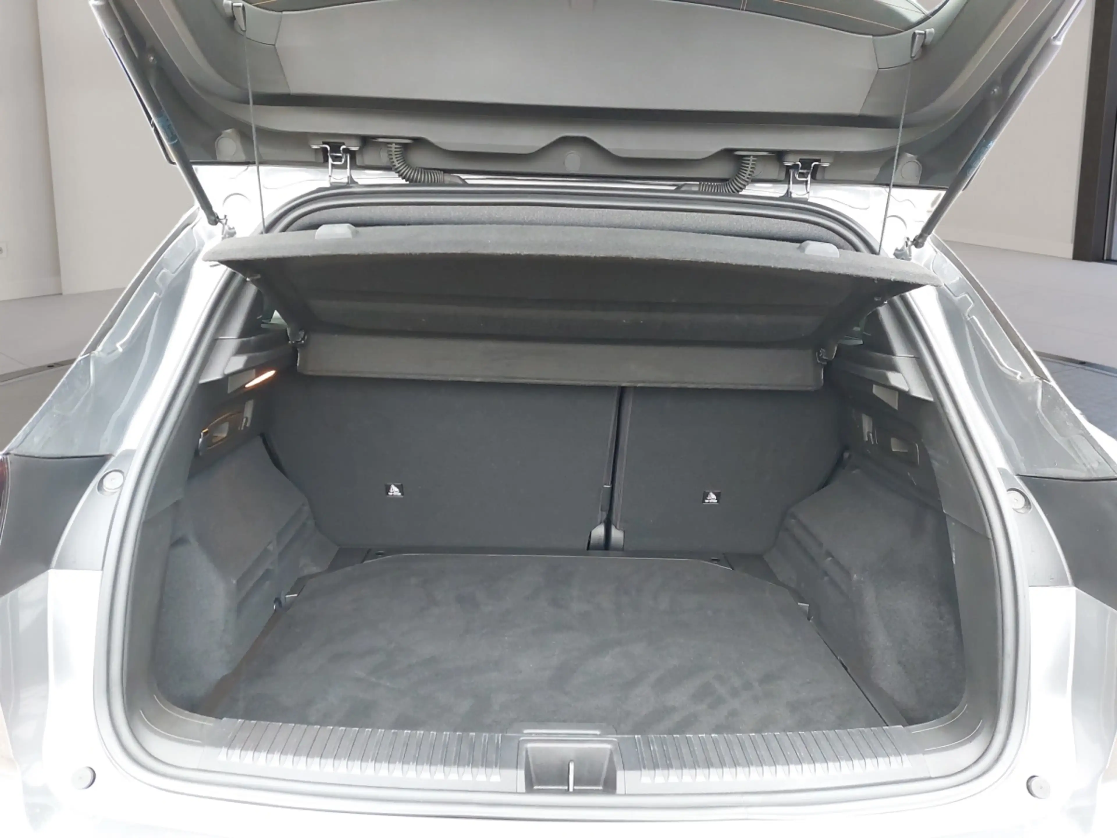 Renault Austral Techno Mild Hybrid 160 Automatik — photo 11