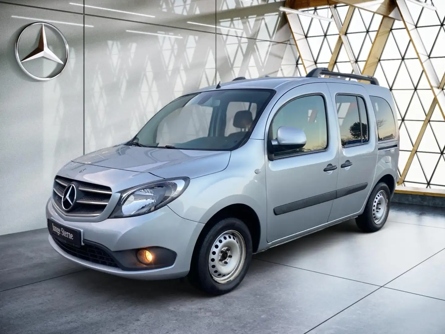 Mercedes-Benz Citan 111 CDI Tourer EDITION Lang Sitzheizung*** Silber - 2