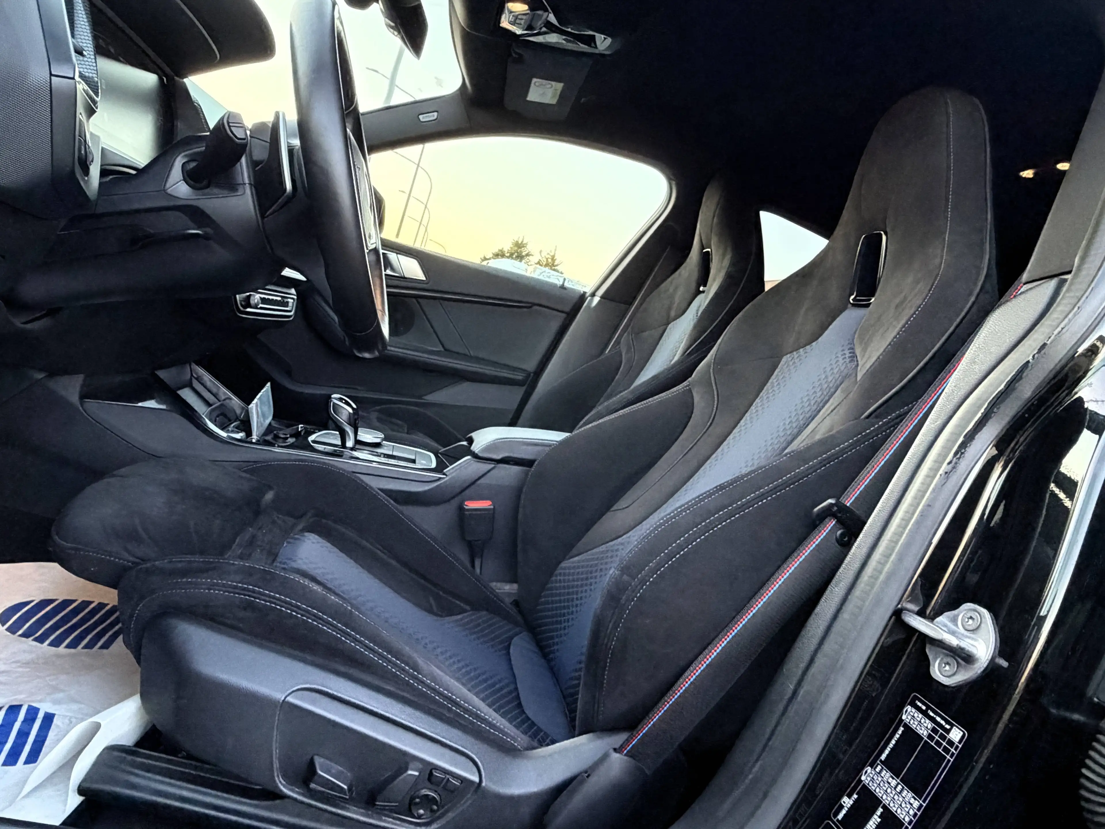 BMW 235 Gran Coupé M235iXAS NAVI/HEAD-UP/KEYLESS/CAMERA/Sièges SPORT/ACC/FULL LED — photo 12