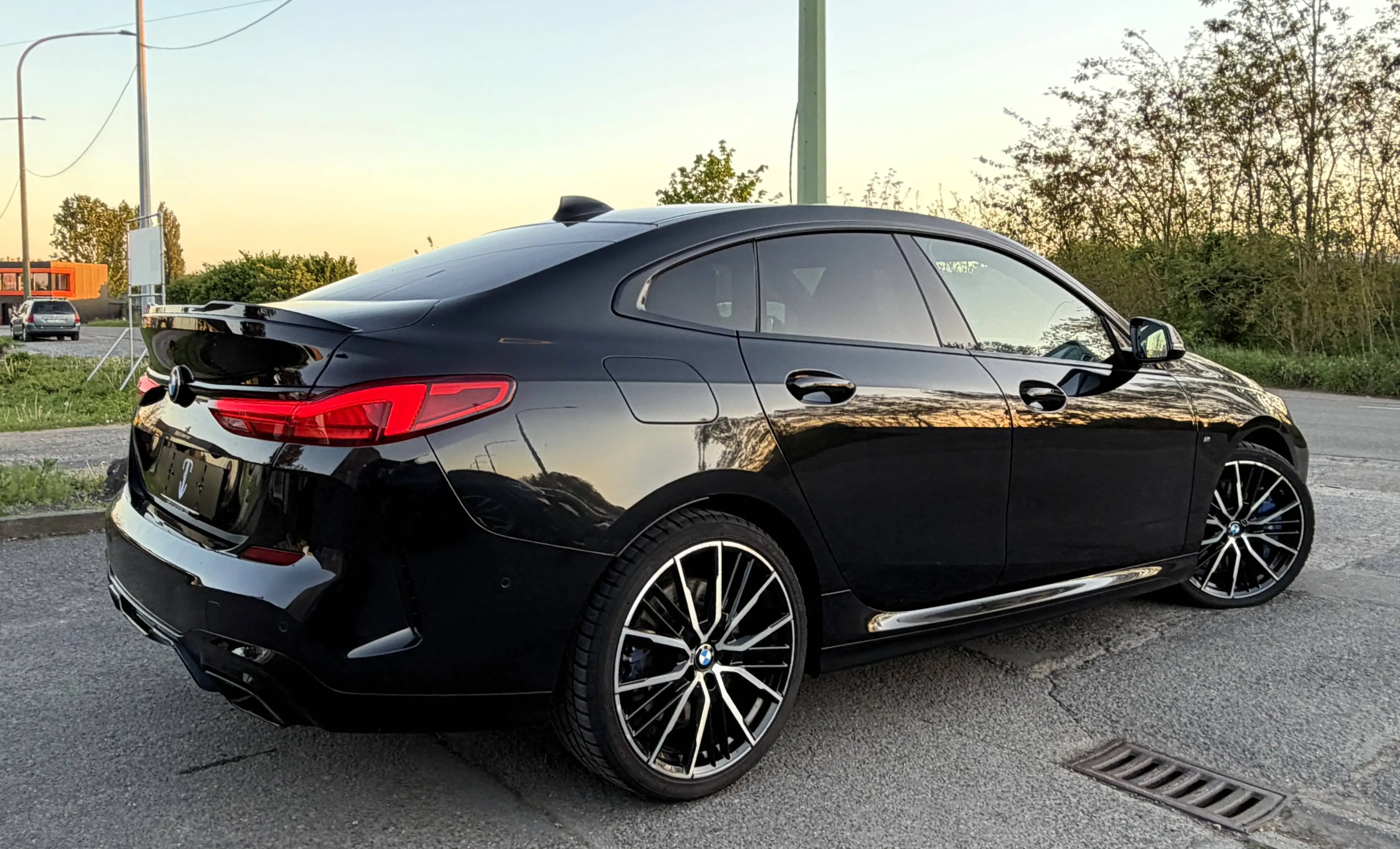 BMW 235 Gran Coupé M235iXAS NAVI/HEAD-UP/KEYLESS/CAMERA/Sièges SPORT/ACC/FULL LED — photo 10