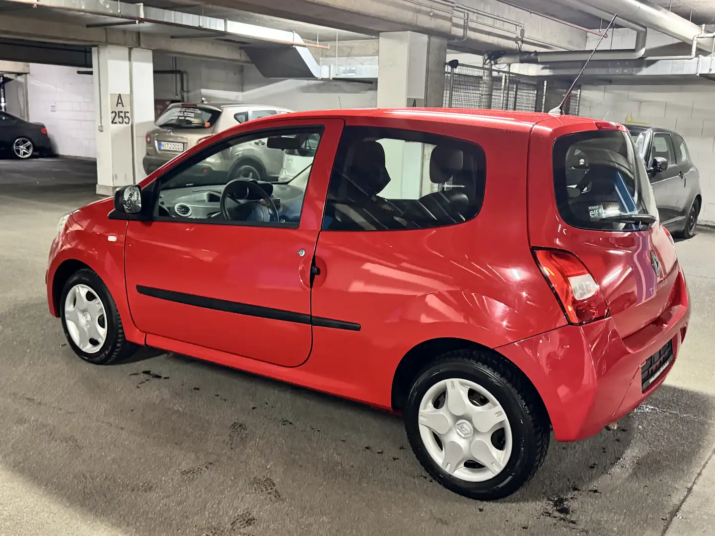 Renault Twingo Twingo 1.2 Je t‘aime *TÜV NEU* Rot - 2