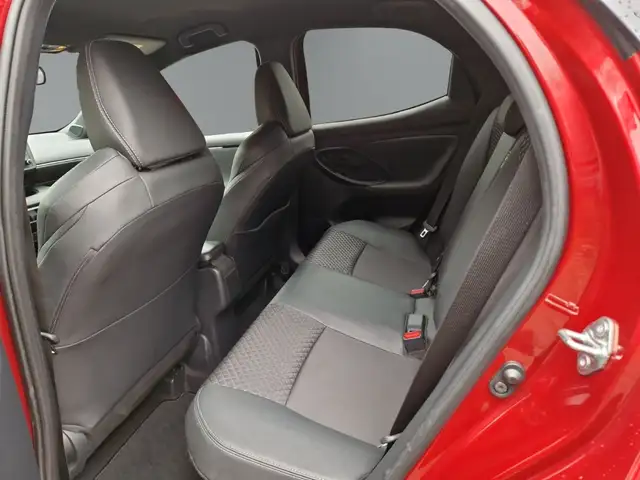 Toyota Yaris view 11