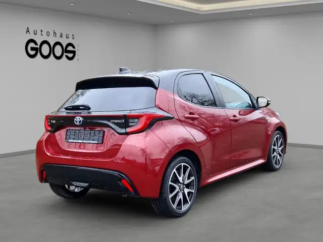 Toyota Yaris view 5
