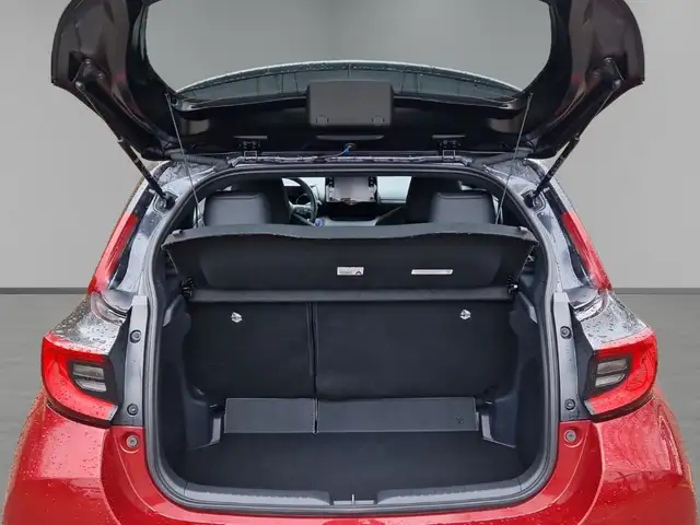 Toyota Yaris view 9