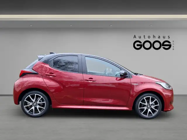 Toyota Yaris view 6