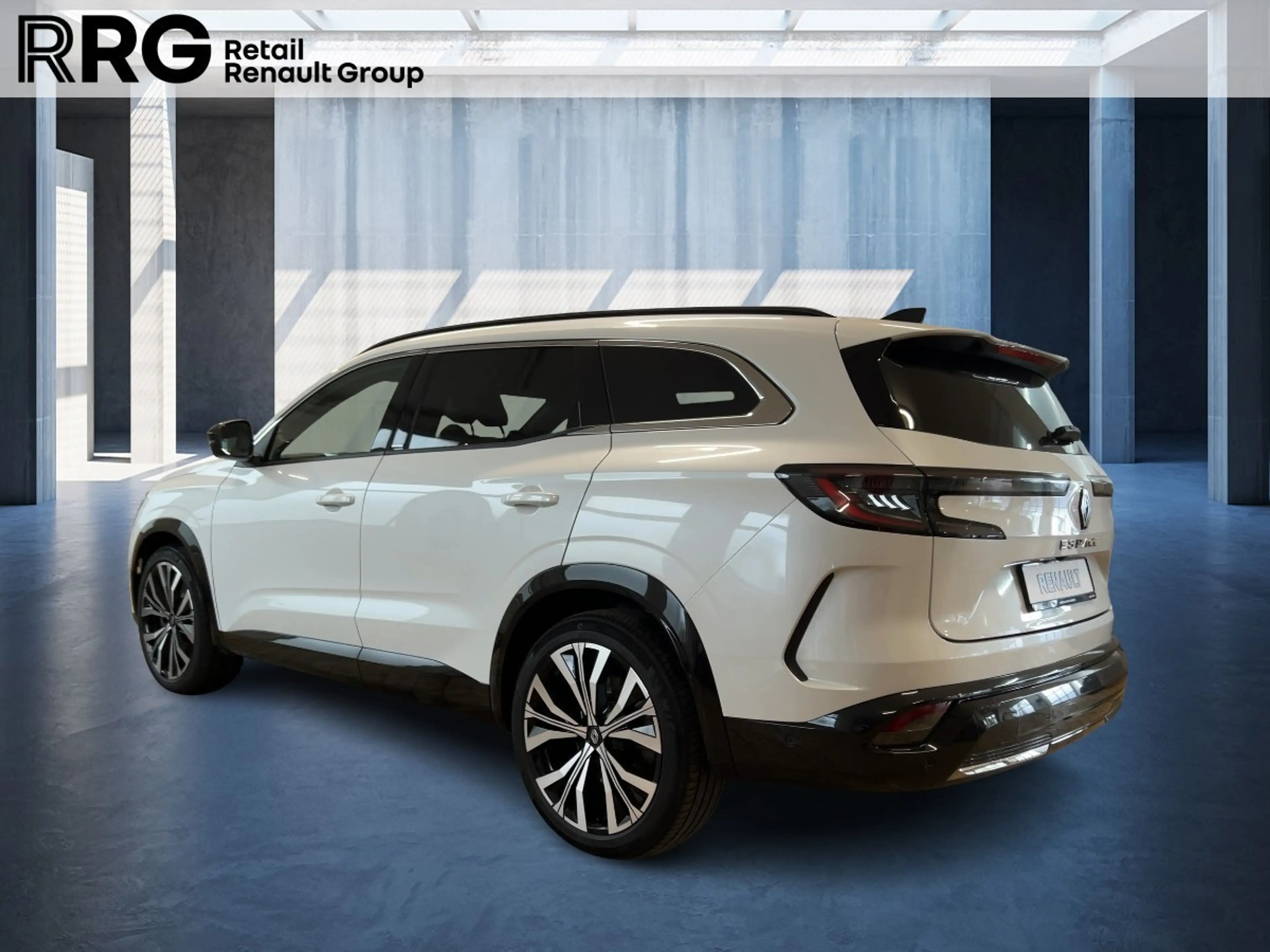 Renault Espace 6 Iconic E-Tech Full Hybrid 200 — photo 4