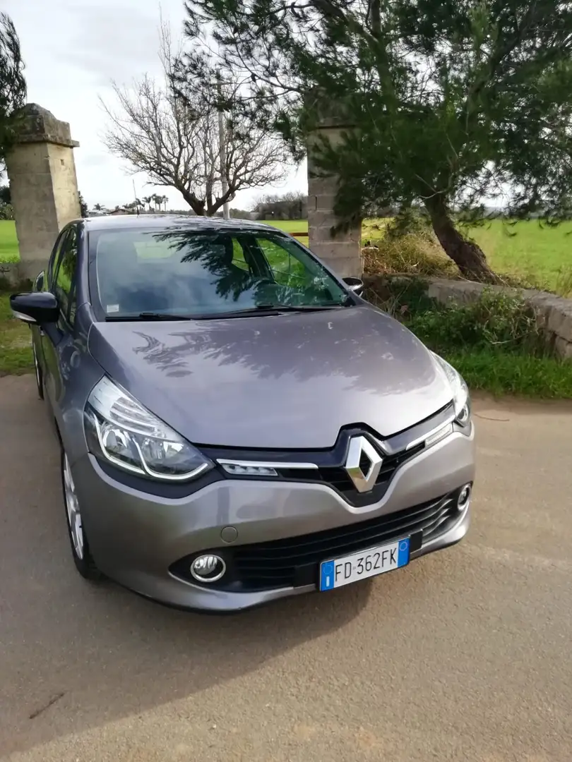 Renault Clio 5p 1.2 Zen (live) 75cv E6 - 1