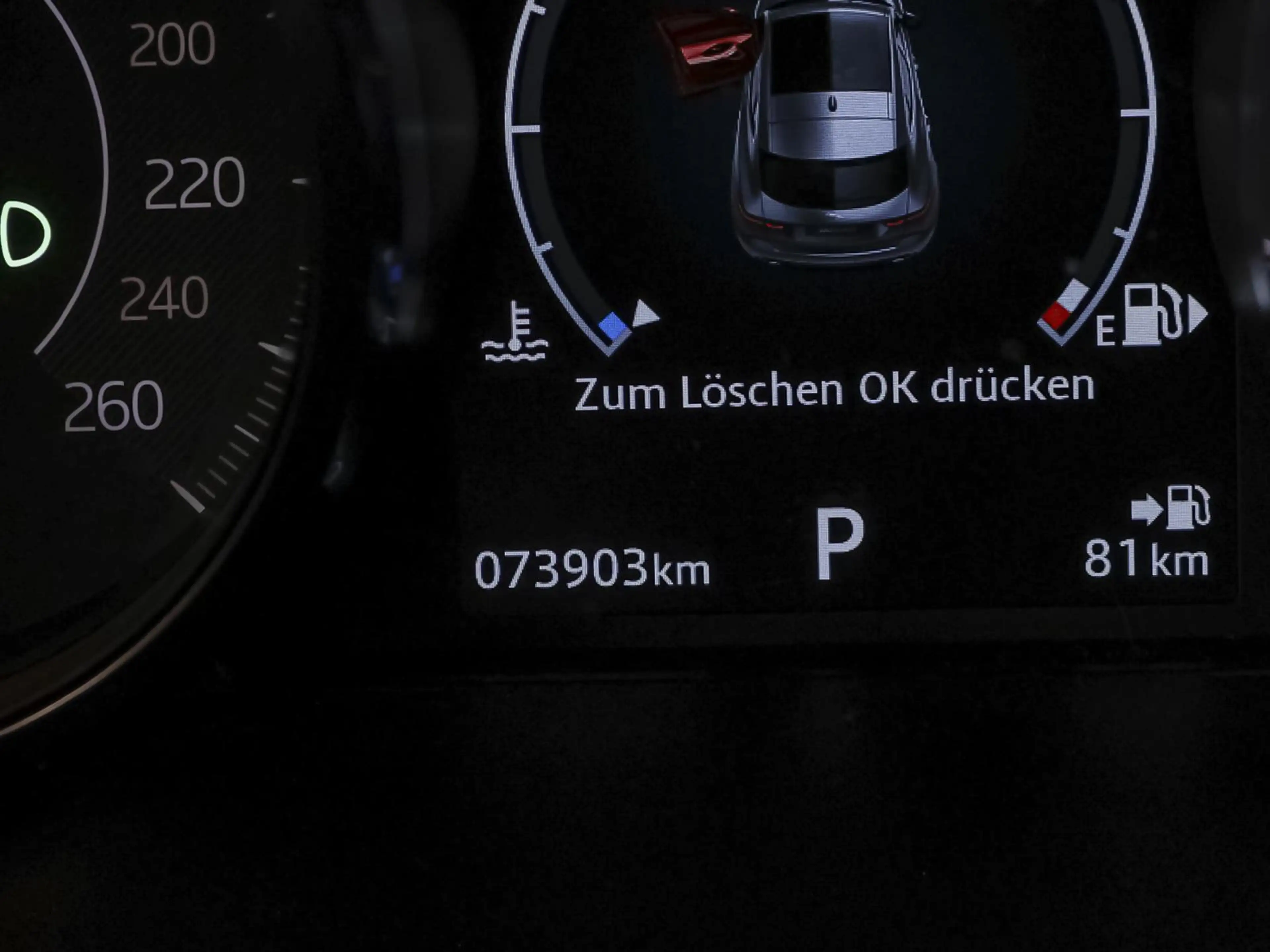 Jaguar E-Pace D150 AWD LED CARPLAY KAMERA ALLWETTERREIFEN — photo 15