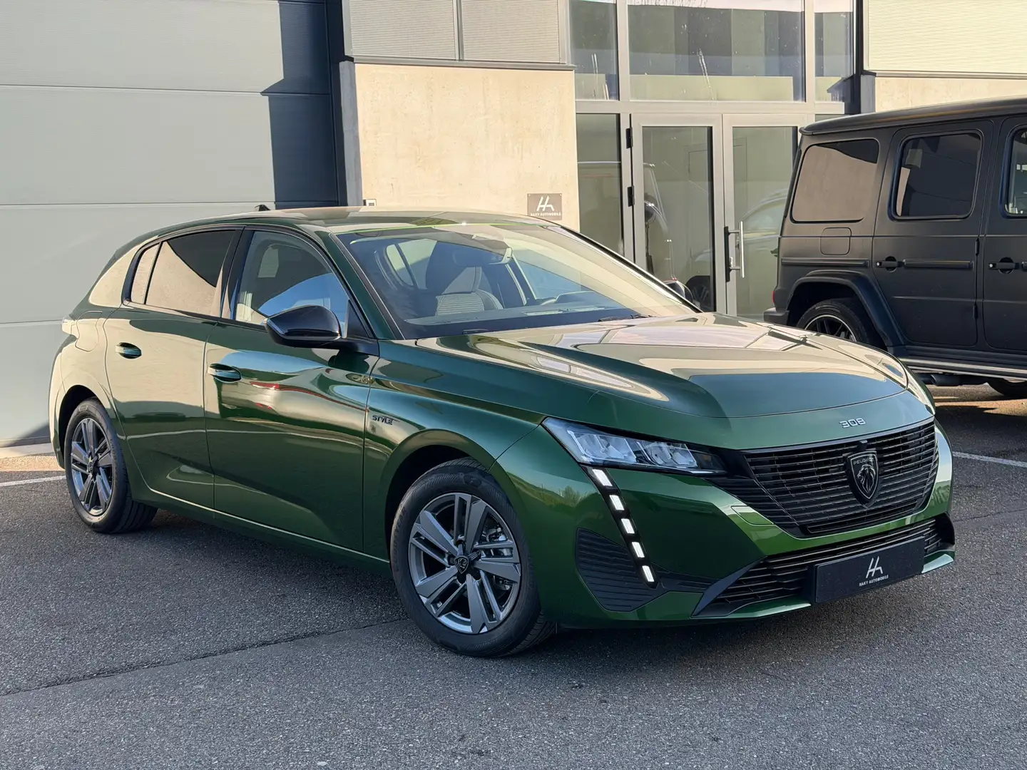 Peugeot 308 1.2 *Showroom/ Garantie 12 mois/ LED*  1ere propr Vert - 2