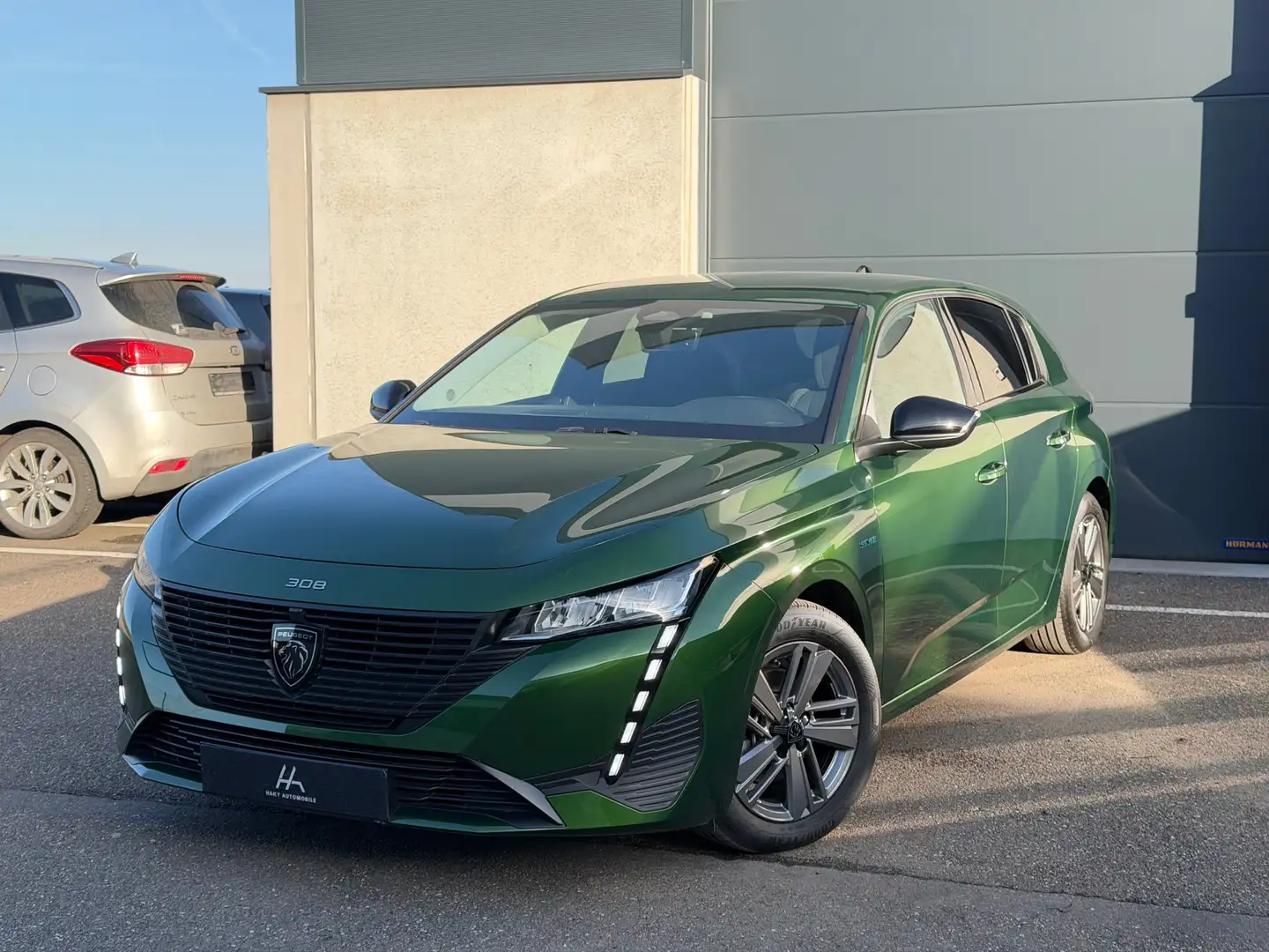 Peugeot 308 1.2 *Showroom/ Garantie 12 mois/ LED*  1ere propr Vert - 1