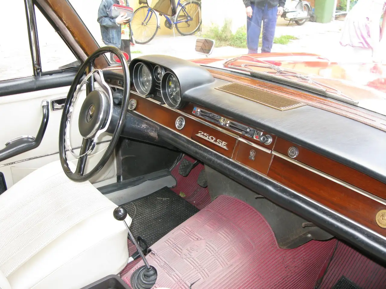 Mercedes-Benz 250 Mercedes 250 SE iniezione meccanica, foto 2