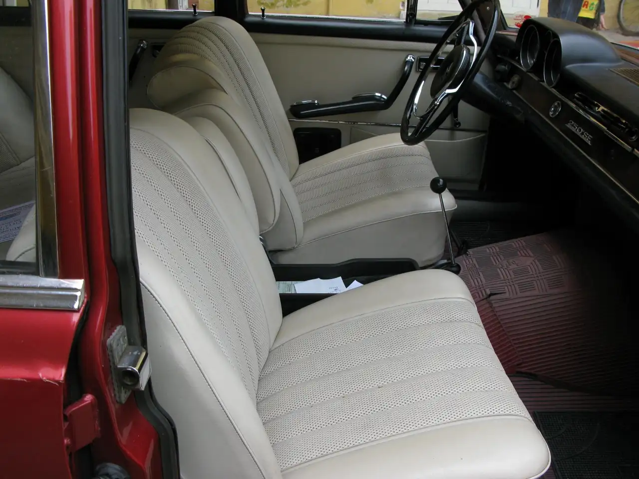 Mercedes-Benz 250 Mercedes 250 SE iniezione meccanica, foto 4