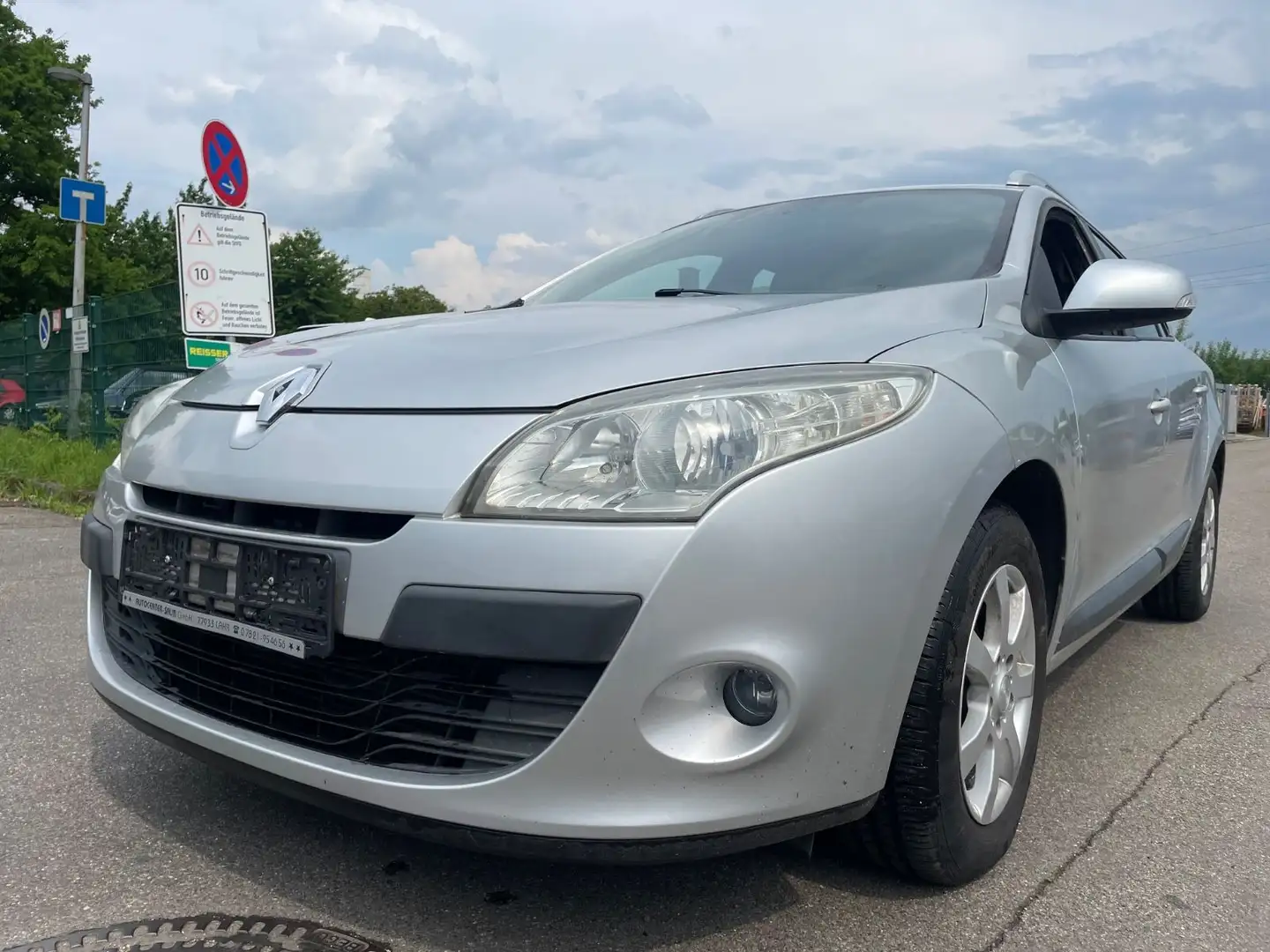 Renault Megane III Grandtour Expression Grau - 1