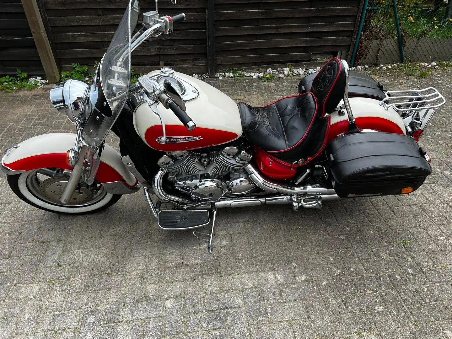 Yamaha XVZ 1300 Royal Star Beige - 2