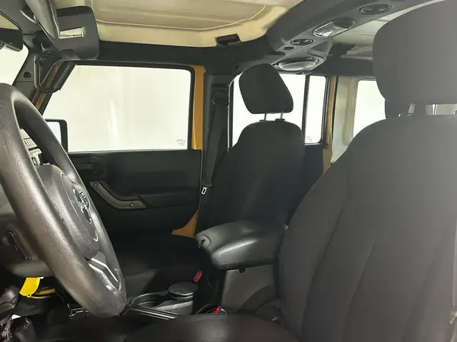 Jeep Wrangler view 9