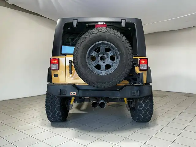 Jeep Wrangler view 5