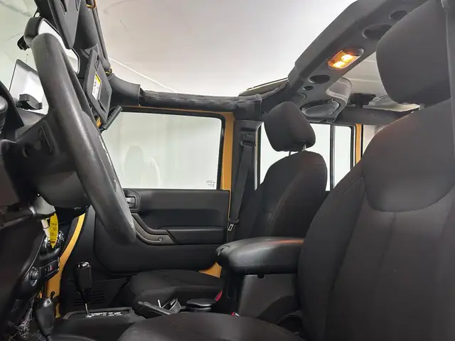 Jeep Wrangler view 10