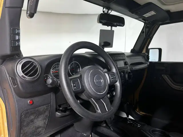 Jeep Wrangler view 8