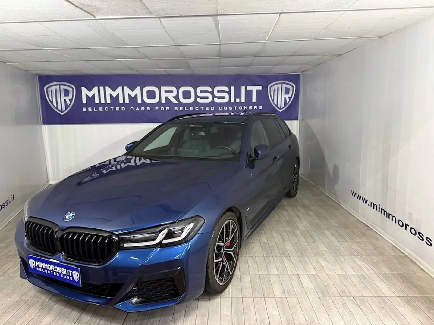 BMW 530 D Touring Xdrive Msport automatica Uniproprietario Blu/Azzurro - 2