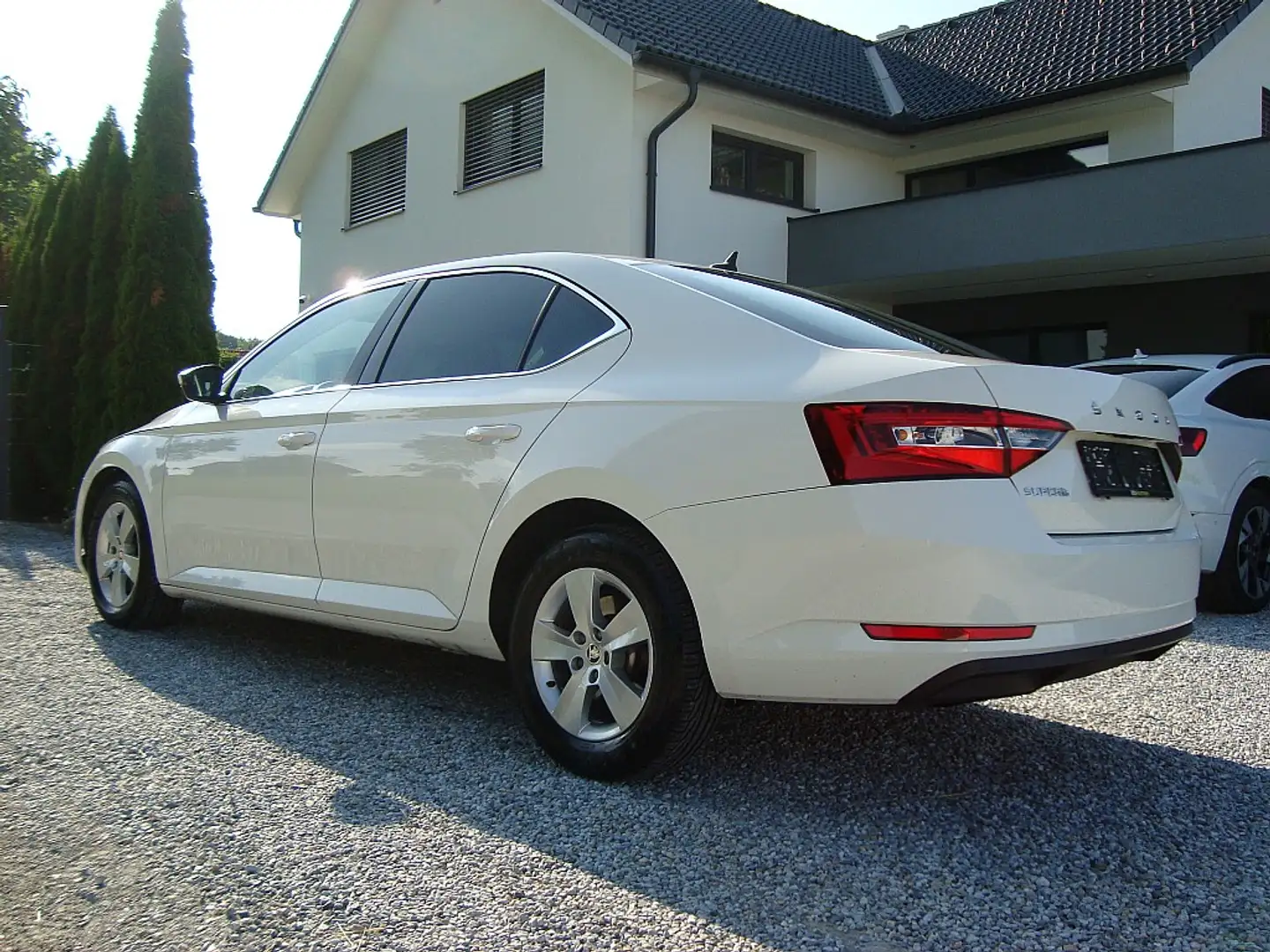 Skoda Superb 2,0 TDI Lim. Mod 21 DSG 1-Besitz  !! Blanc - 1