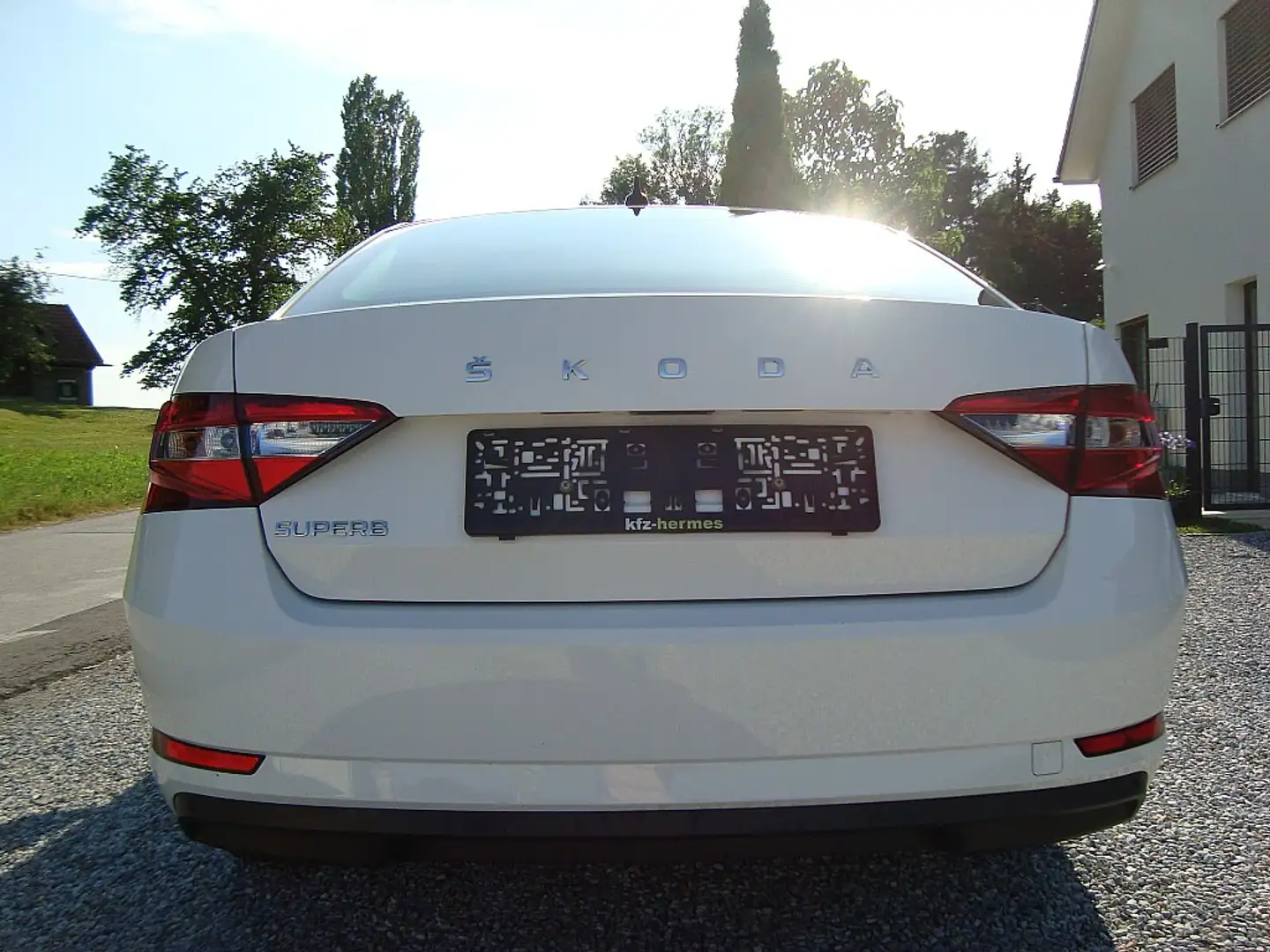 Skoda Superb 2,0 TDI Lim. Mod 21 DSG 1-Besitz  !! Blanc - 2