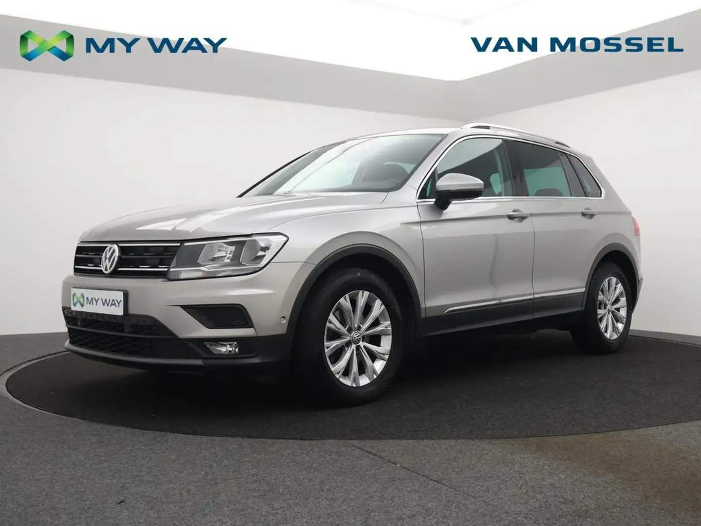 Volkswagen Tiguan Comfortline 1.5TSI 150PK *AUTOMAAT*TREKHAAK*CAMERA*PDC*NAVI*CRUISE*DIGITAL DASHBOARD*ZETELVERWARMING*... Beige - 1