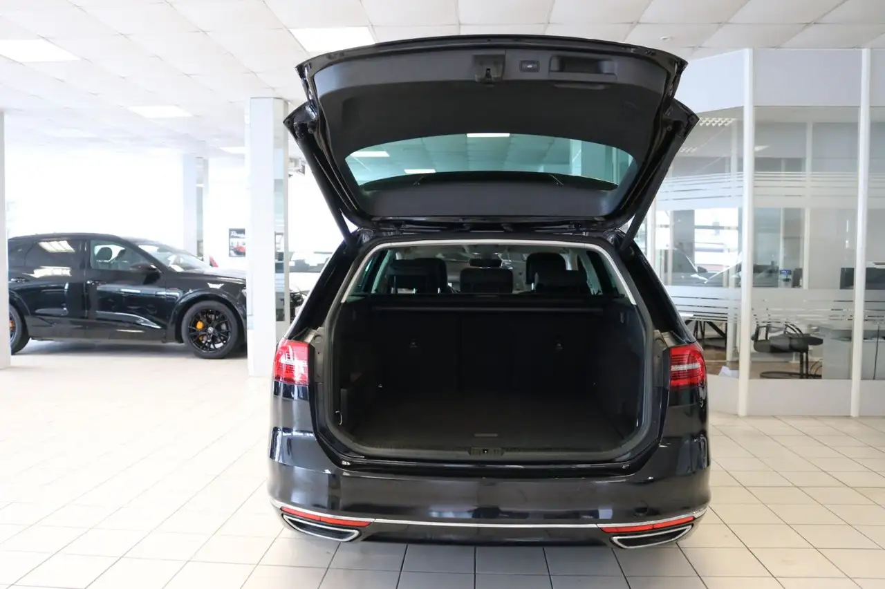 2016 Volkswagen Passat Variant Passat Highline R-Line Kamera STHZ ACC LED, photograph 5