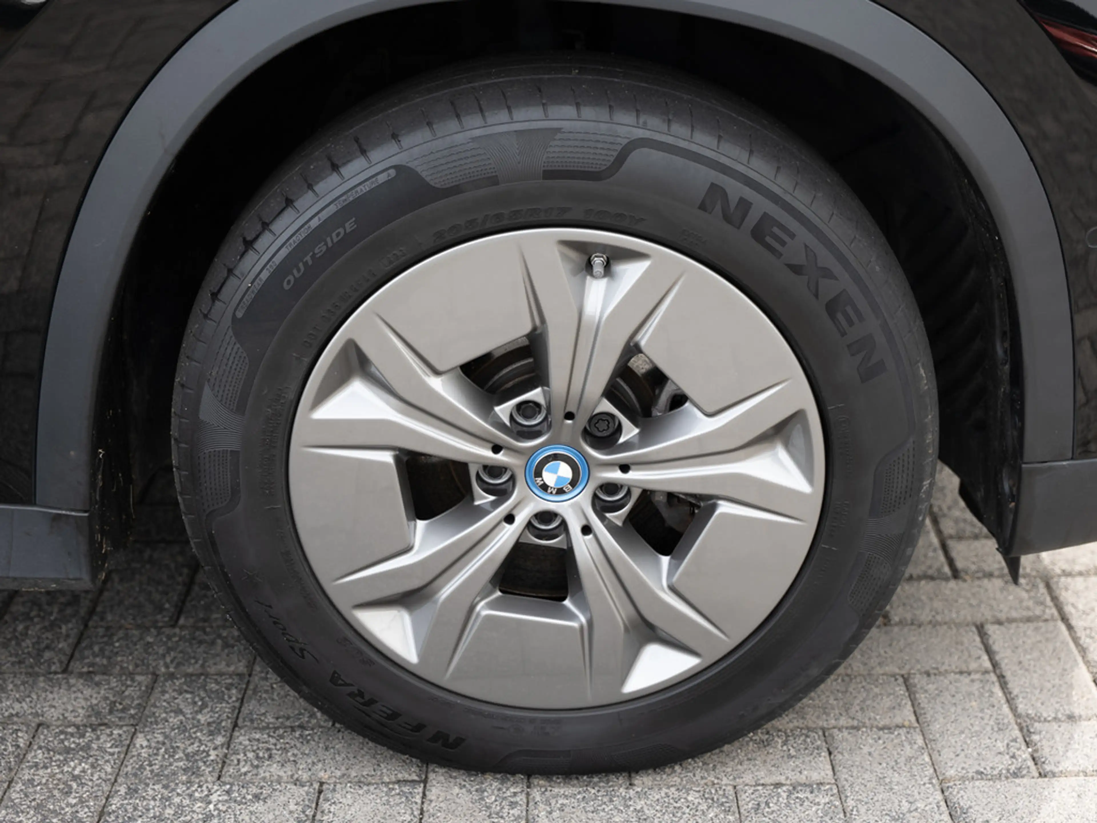 BMW X1 xDrive30 PANO LED NAVI KAMERA SHZ PDC KLIMA — photo 10