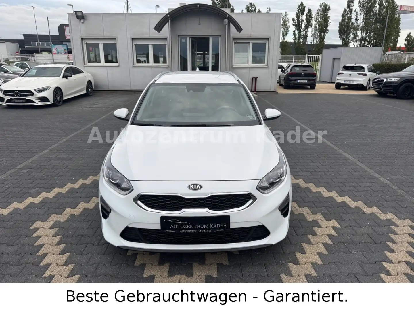 Kia Ceed / cee'd Ceed*S-Heft*Garantie*Navi*R-Kam*LED*AHK*Abstands Weiß - 2