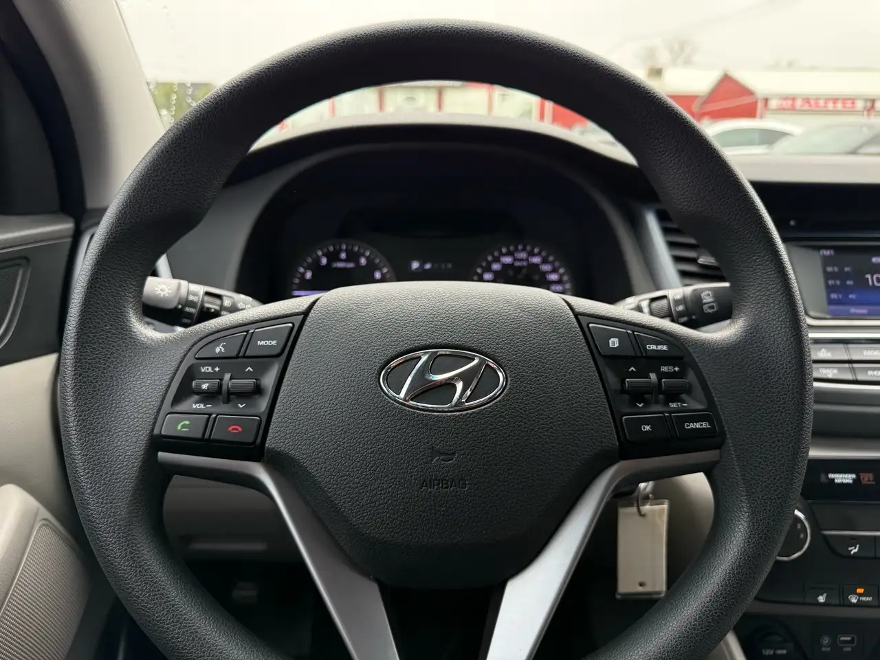 Hyundai TUCSON снимка Hyundai TUCSON
