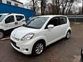 Daihatsu Sirion 1.3 4X4*Klima/Gepflegt/HU/AU und KD Neu* Weiß - thumbnail 3