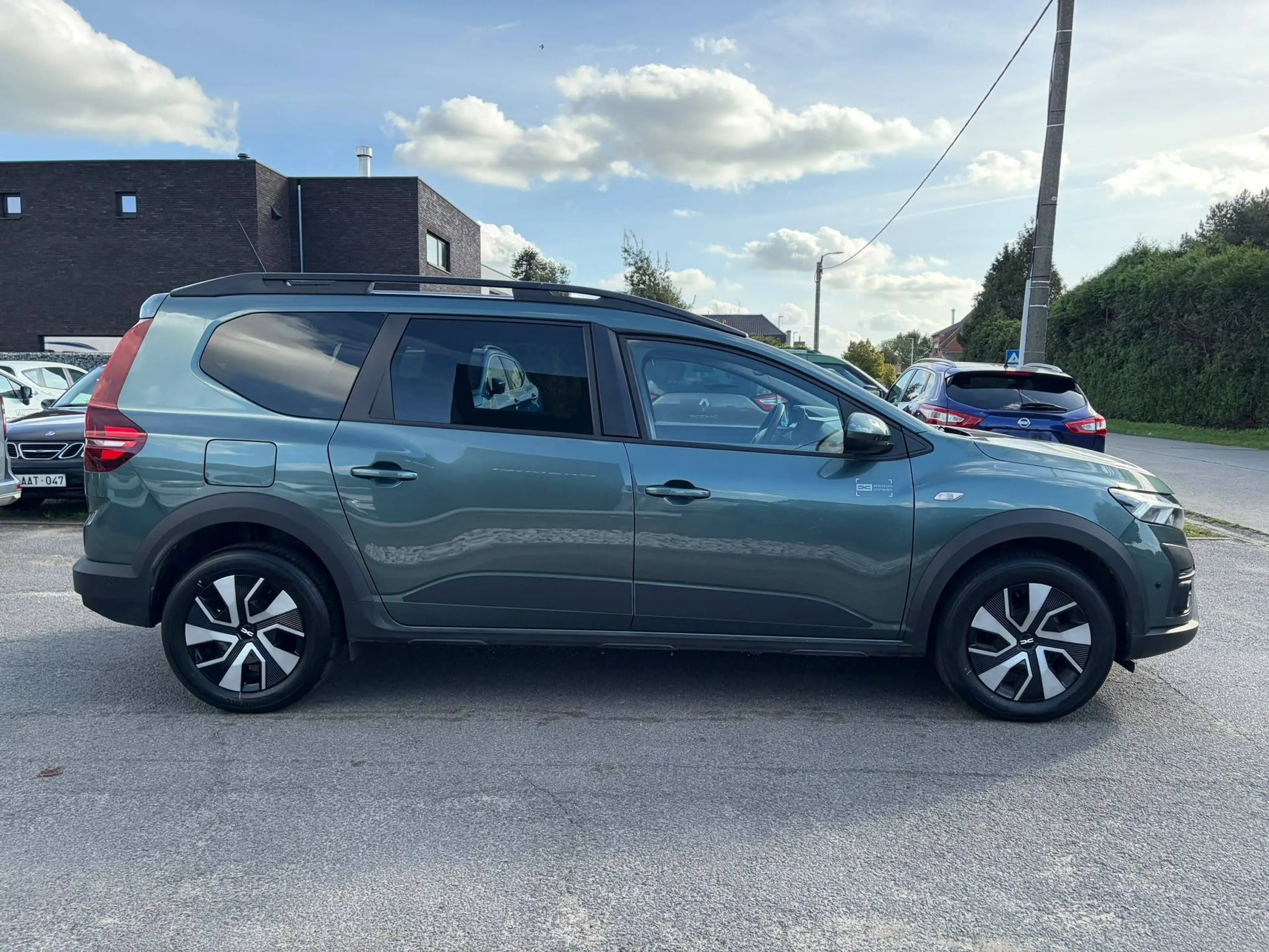 Dacia Jogger Jogger 1.0 TCe Expression 5pl. + Navi + Trekhaak + City Pack — photo 4