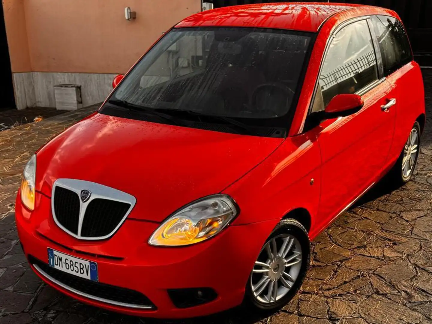 Lancia Ypsilon Оранжевий - 1