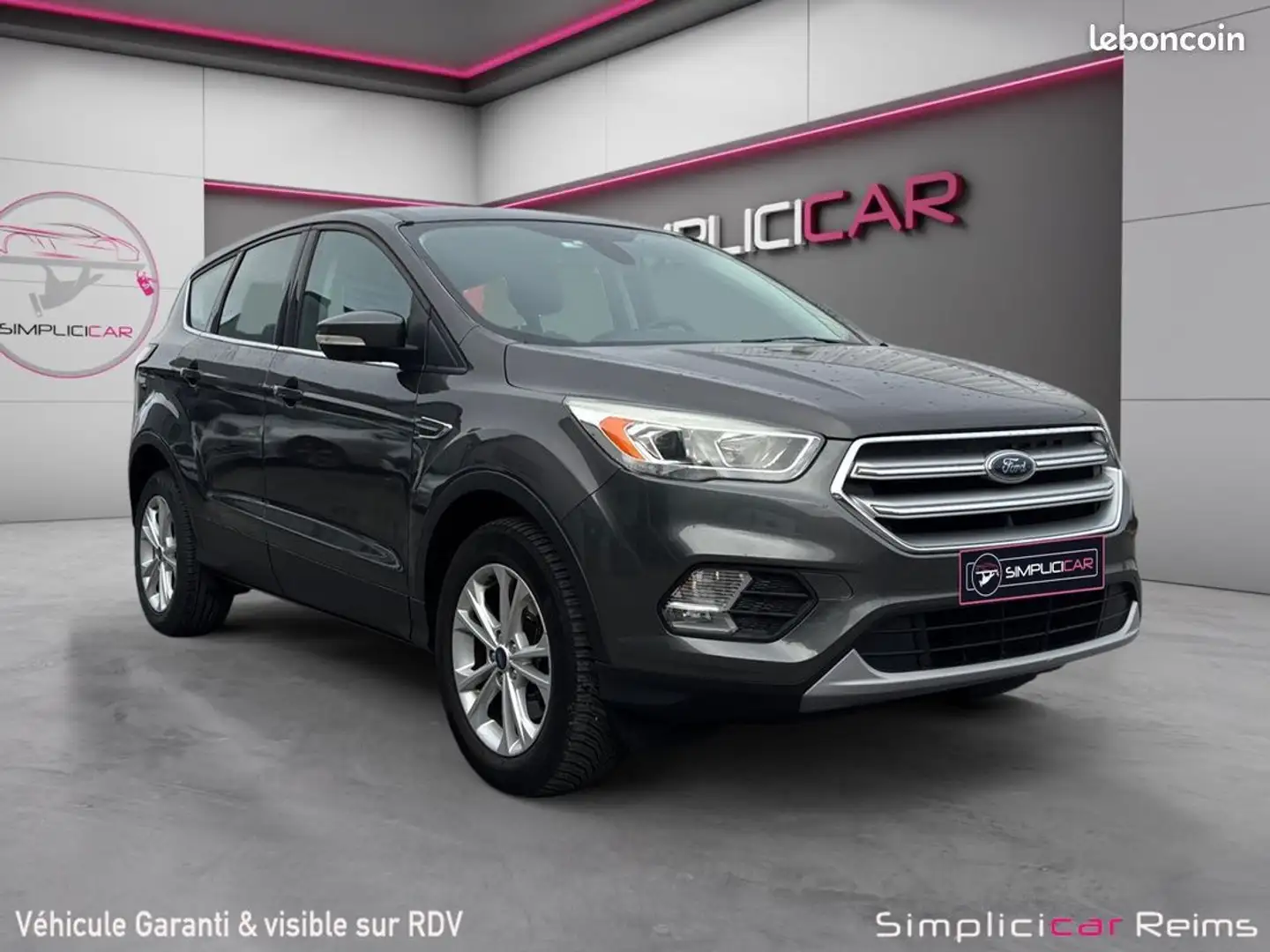 Ford Kuga 2.0 TDCi 150 SS 4x2 BVM6 Titanium Garantie 12 mois Gris - 1