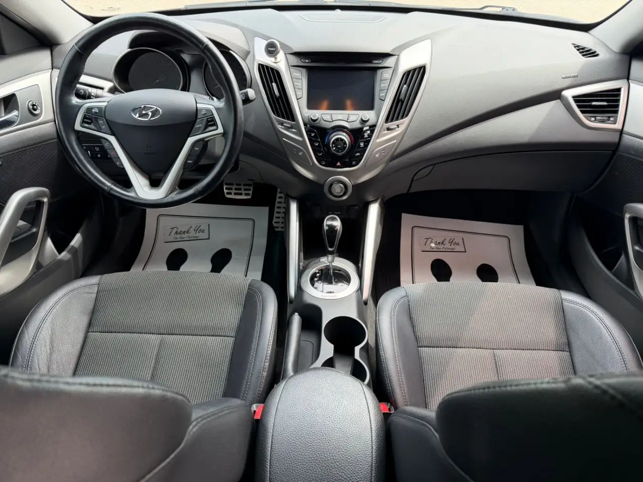 Hyundai VELOSTER снимка Hyundai VELOSTER
