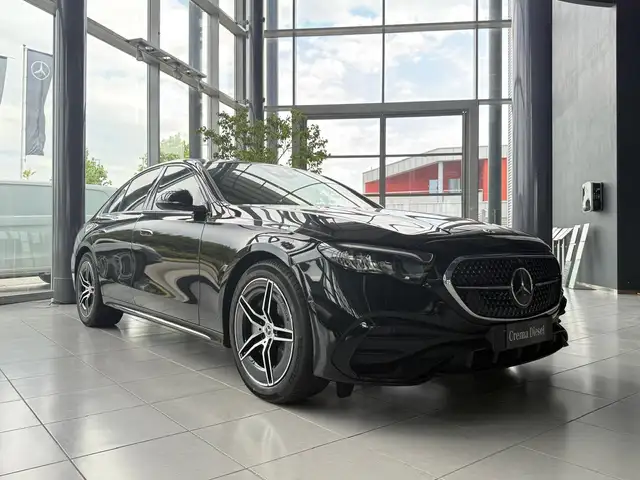 Mercedes-Benz E 220 E 220d 4MATIC AMG Line ADVANCED