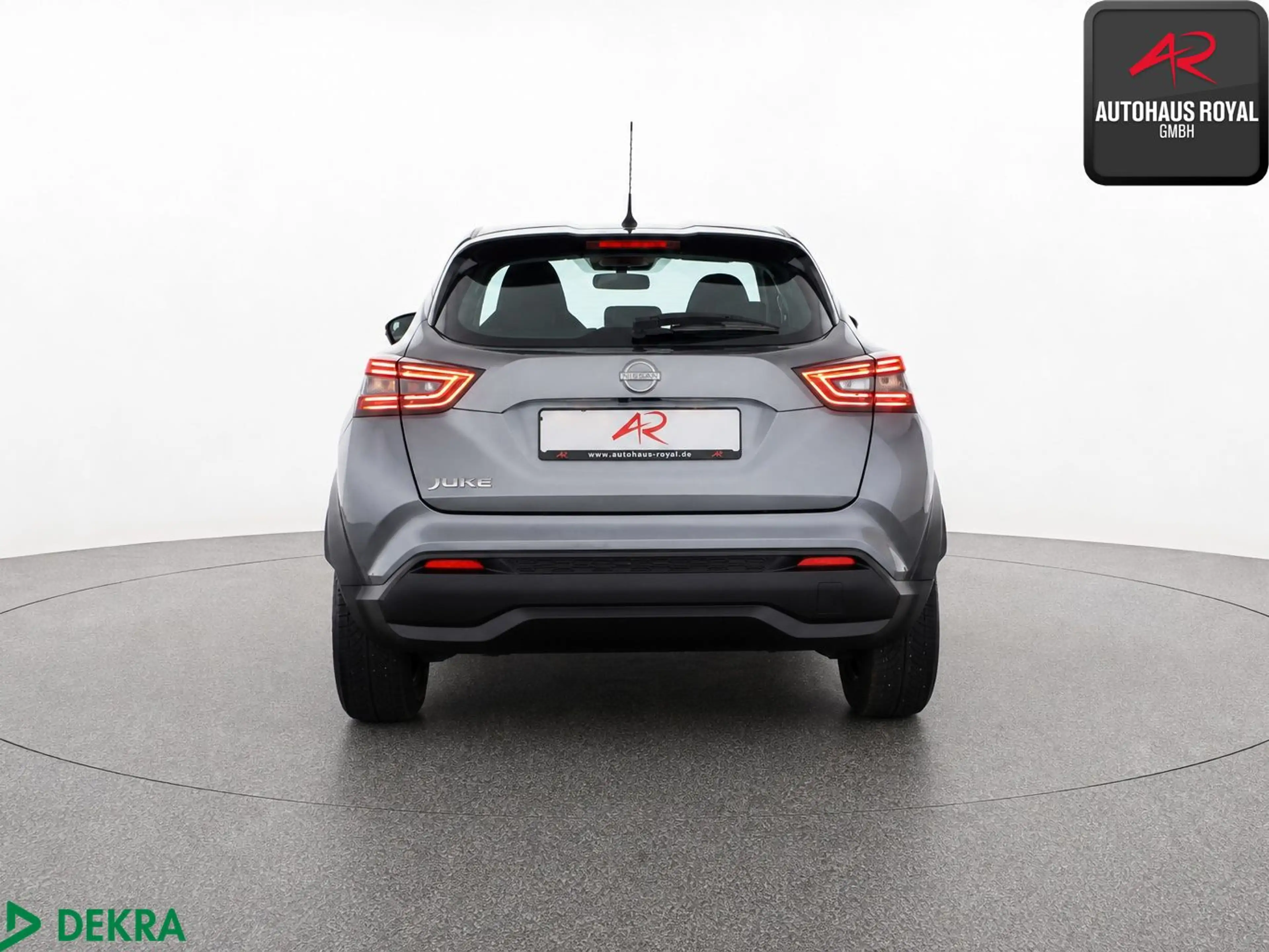 Nissan Juke 1.0 DIG-T NAVI,KAMERA,CARPLAY,1.HAND,DAB,SH — photo 4