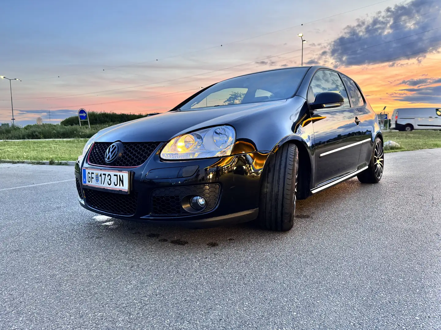 Volkswagen Golf Comfortline 1,9 TDI DPF GTI umbau komplett Schwarz - 2