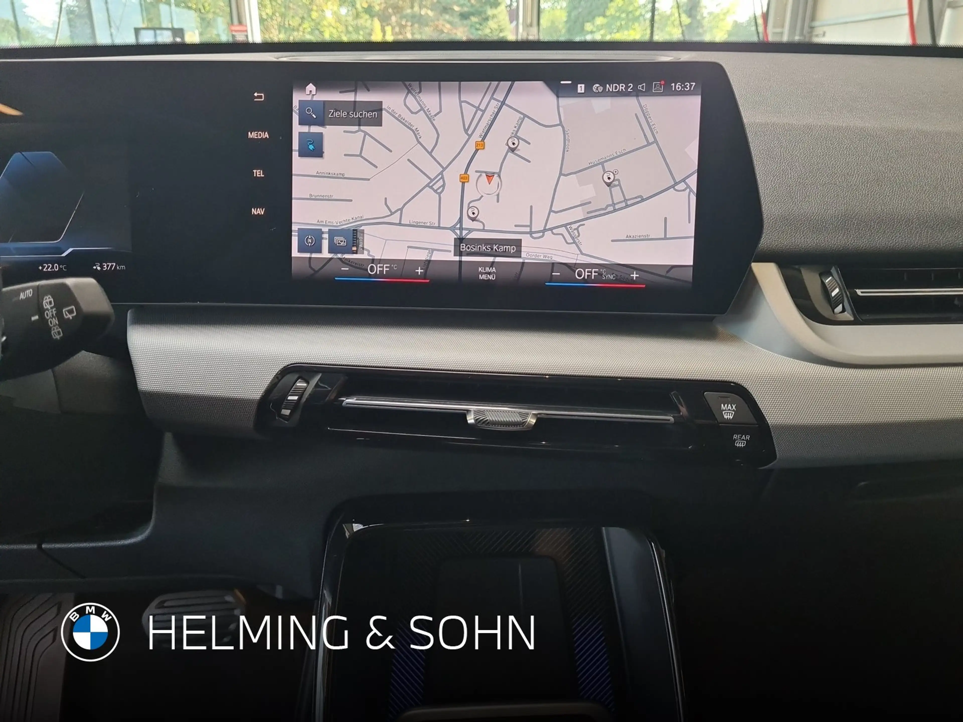 BMW iX1 xDrive30 DAB LED Komfortzg. RFK Shz. uvm. — photo 15