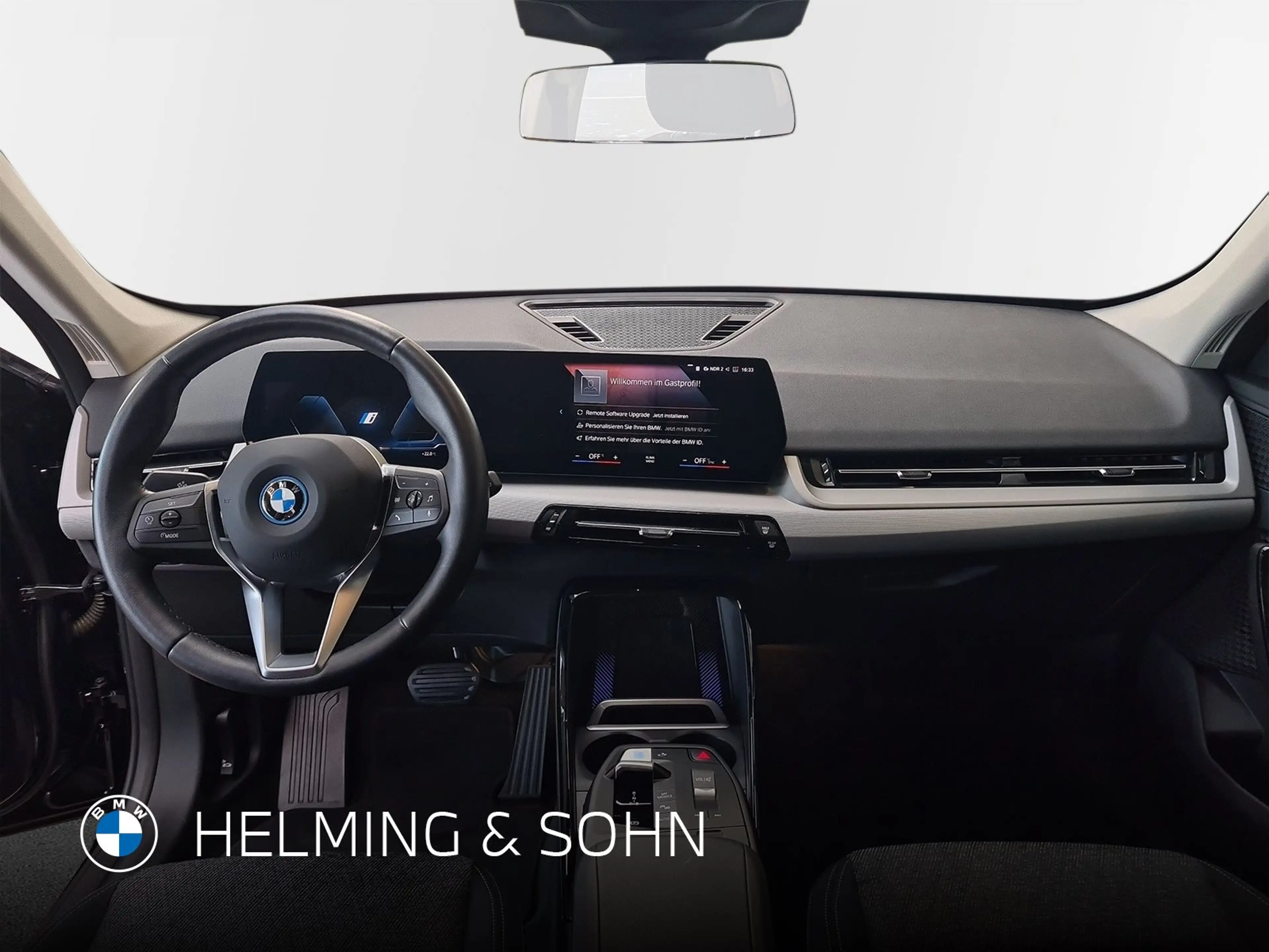 BMW iX1 xDrive30 DAB LED Komfortzg. RFK Shz. uvm. — photo 8