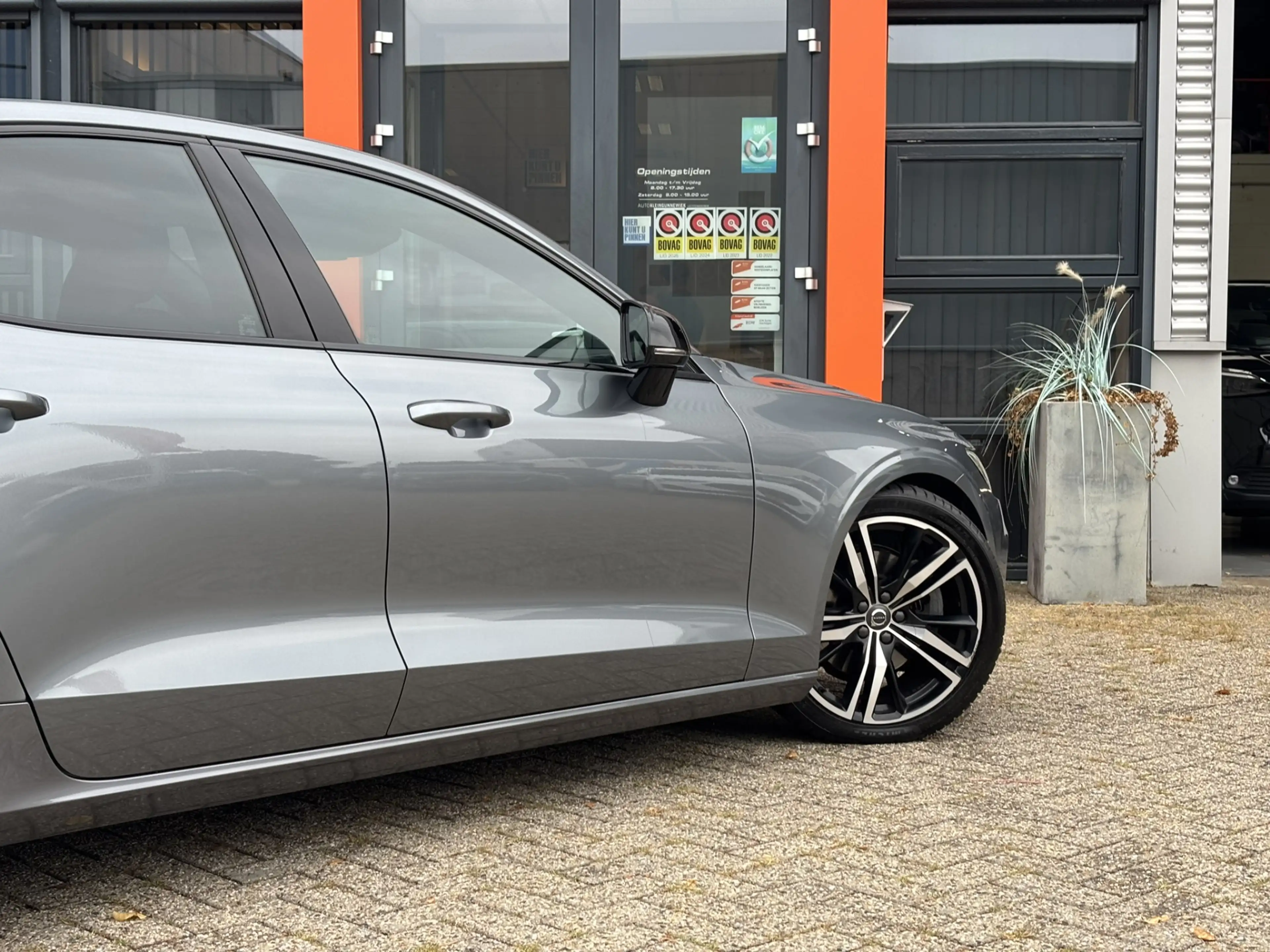Volvo S60 2.0 T4 R-Design Polestar Engineerd / Applecarplay — photo 15