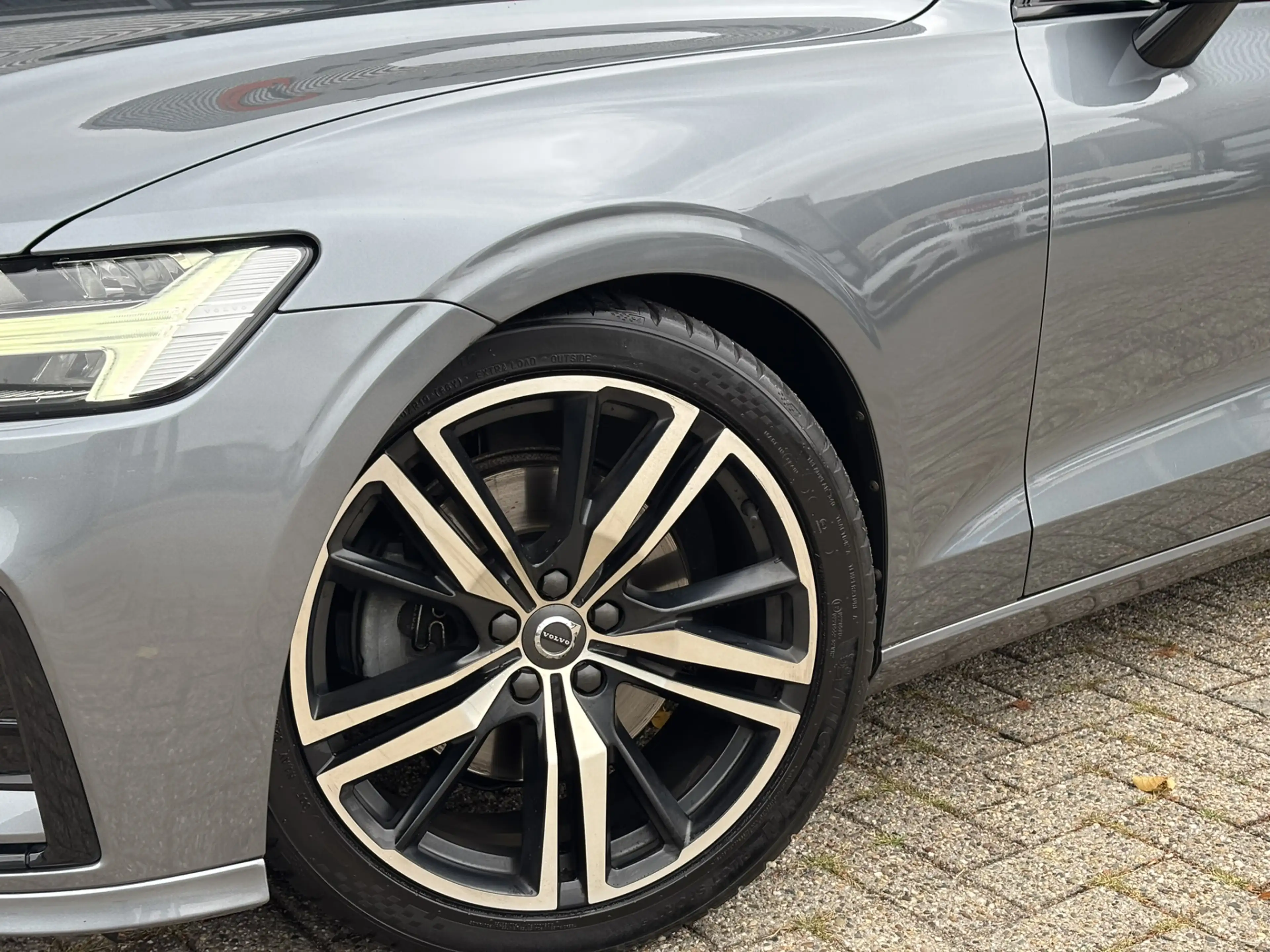 Volvo S60 2.0 T4 R-Design Polestar Engineerd / Applecarplay — photo 12