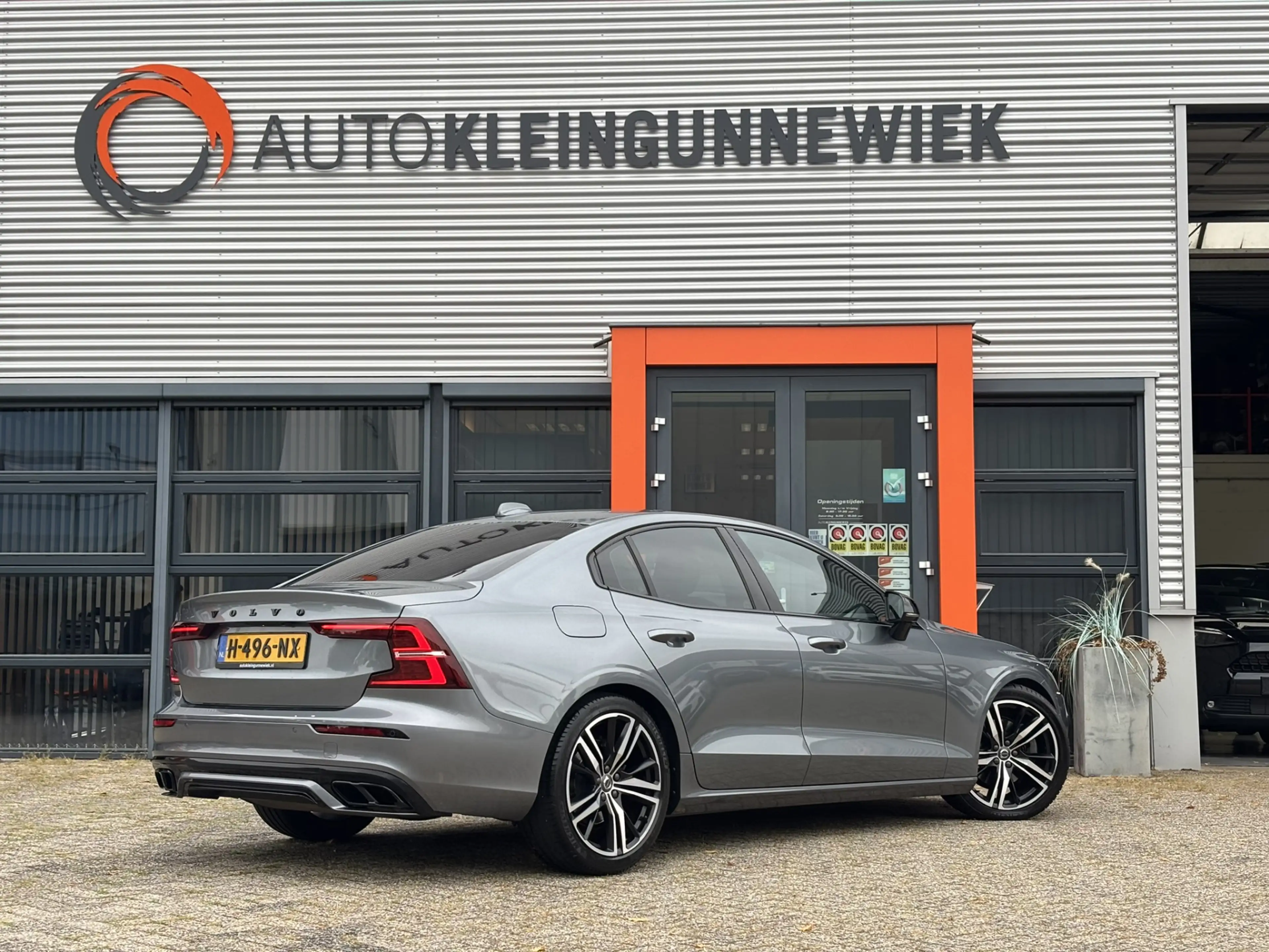 Volvo S60 2.0 T4 R-Design Polestar Engineerd / Applecarplay — photo 3