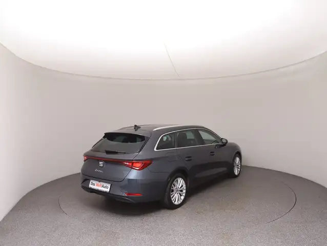 Seat Leon Leon view 4