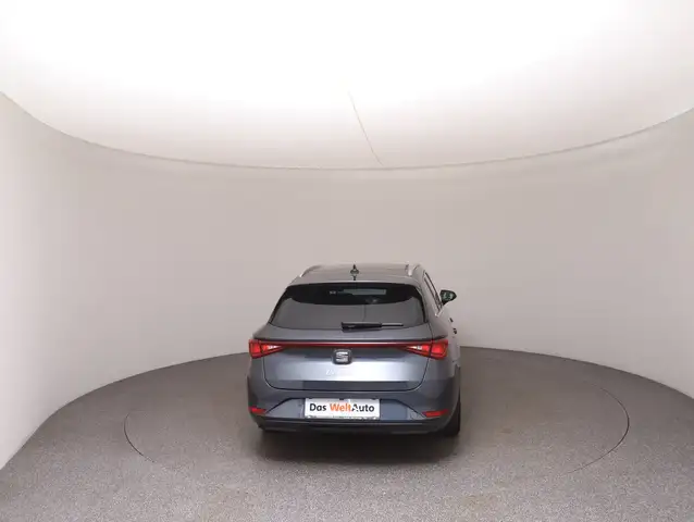 Seat Leon Leon view 6